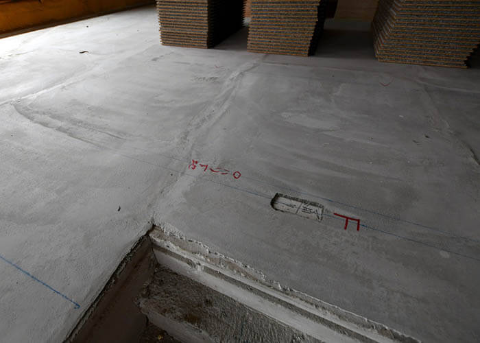 床コンクリートのレベル補修
