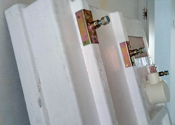 オーダーユニットバスの組み立て