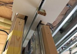 ハクアーキテクツスタジオと考えるスチールフラットバーでつくる建具枠の精度